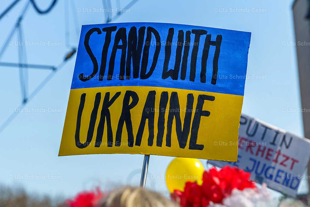 Frieden_Ukraine_06 | CEUS Design - Realisiert mit Pictrs.com