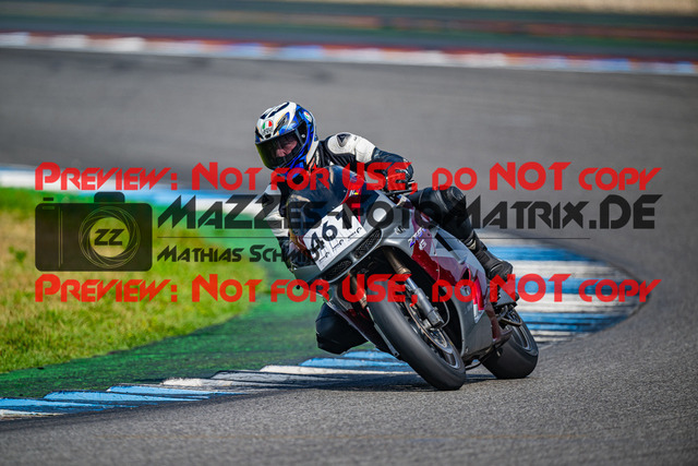 MaZZes_FotoMatrix_240701_6007705_0504 | ROT