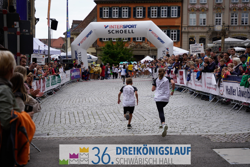 Stadtwerke Schüler und Jugendlauf 1,7km | 3koenigslauf 2022 Stadtwerke Schüler und Jugenlauf 1,7km - Realisiert mit Pictrs.com