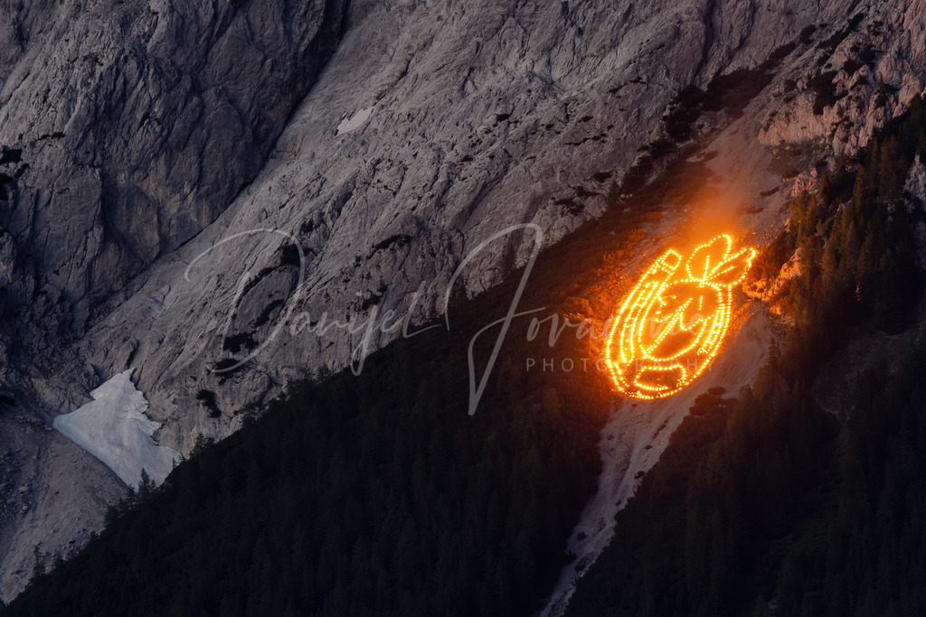 Bergfeuer | Sonnwend Bergfeuer in der Tiroler Zugspitz Arena