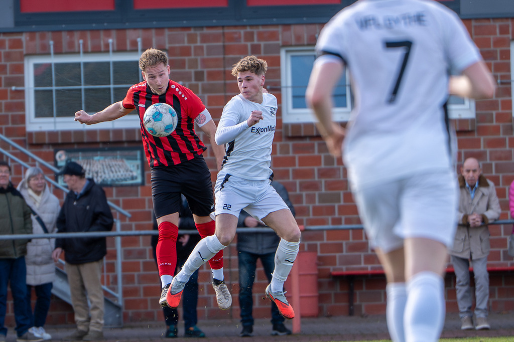 Fußball I Herren I Saison 2025-2026 I Bezirksliga Weser-Ems 4 I 21. Spieltag I TuS Frisia Goldenstedt - Vfl Oythe I 3885 | jns.sportfotos - Realisiert mit Pictrs.com