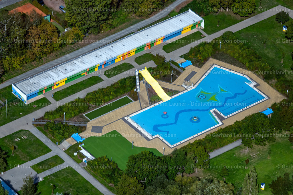 4041132 | Freibad Schönefeld, Leipzig