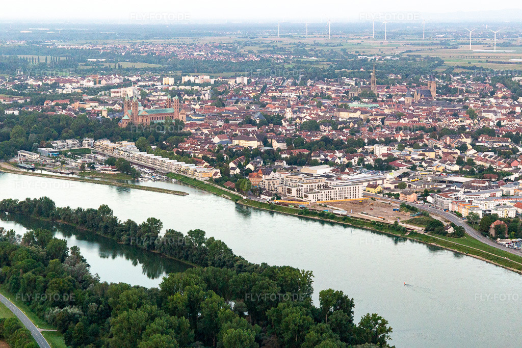 Luftbild: Yachthafen in Speyer im Bundesland Rheinland-Pfalz in Deutschland. Foto: IMG_116409.jpg vom 11.08.2019 durch Werner Riehm/FLY-FOTO.de