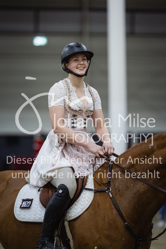 240113_Münster_Kostümspringen-329 | Deine schönsten Turniermomente als professionelle Fotos! Entdecke hochwertige Pferdesport-Fotografie im Online-Shop. Jetzt Fotos finden & bestellen!