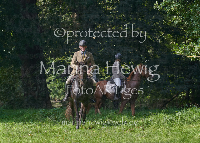 09-23 Jagd Perdöl_MCH0364_Marina Hewig | Fotografie, FotoArt, PferdesportArt, Pferdesportfotografie, Landschaftsfotografie, Reisefotografie, Reise, Pferde - Realisiert mit Pictrs.com