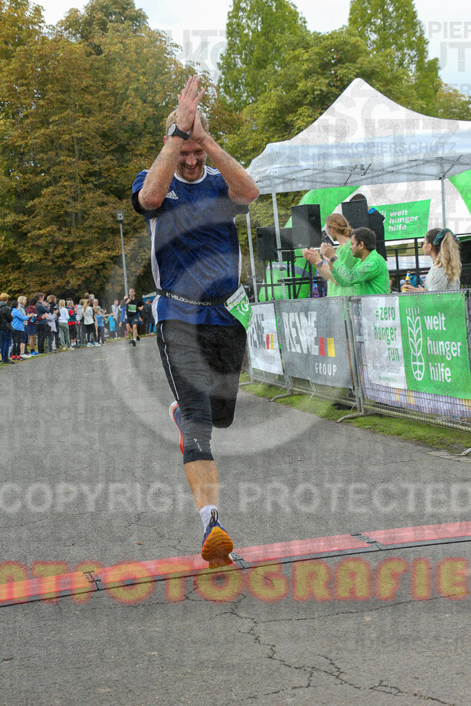 220925_1320_EX1_0525 | Sportfotografie im Rhein-Sieg Kreis, Köln, Bonn, NRW, Rheinland Pfalz, Hessen, etc. Unser Tätigkeitsfeld umfasst den Laufsport vom Volkslauf über den Marathon, Duathlon, Triathon bis zum Ultralauf wie Kölnpfad Ultra oder Schindertrail.