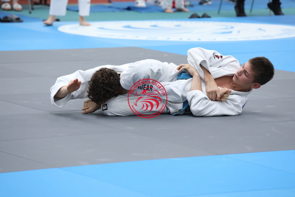 1J7A3358 | Fotos vom Adler Cup - Pictures from Adler Cup

Hier findet Ihr alle Eindrücke und großen Momente der Adler Cup Wochenenden. Here you will find all impressions and great moments of the Adler Cup weekends. - Realisiert mit Pictrs.com