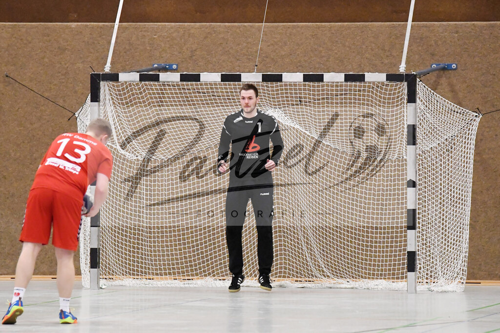 20200125_TEURWD_0042 | Handball, Herren:   beim Spiel der Landesklasse Süd zwischen SG Teuto Handball vs. RW Damme am 25.01.2020 in der Sporthalle-Gellenbeck in Hagen a.T.W., Deutschland.(Foto von Nico Paetzel) - Realisiert mit Pictrs.com