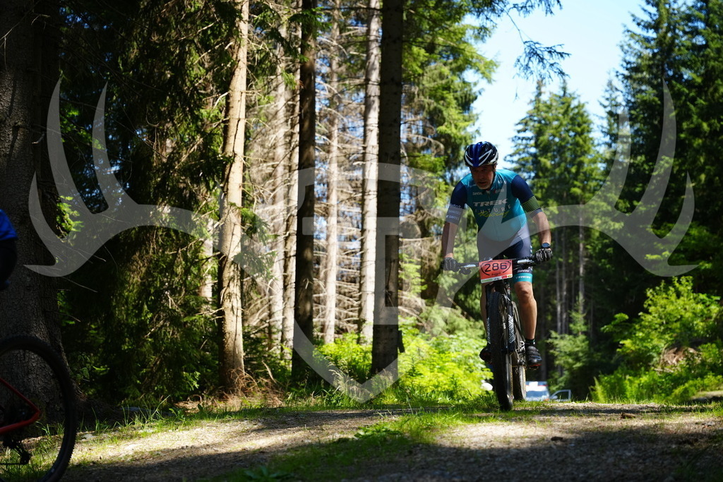FC101858 | Fotogalerie der Treibjagd im Dunkelwald - Dein MTB Etappenrennen im Erzgebirge - Realisiert mit Pictrs.com
