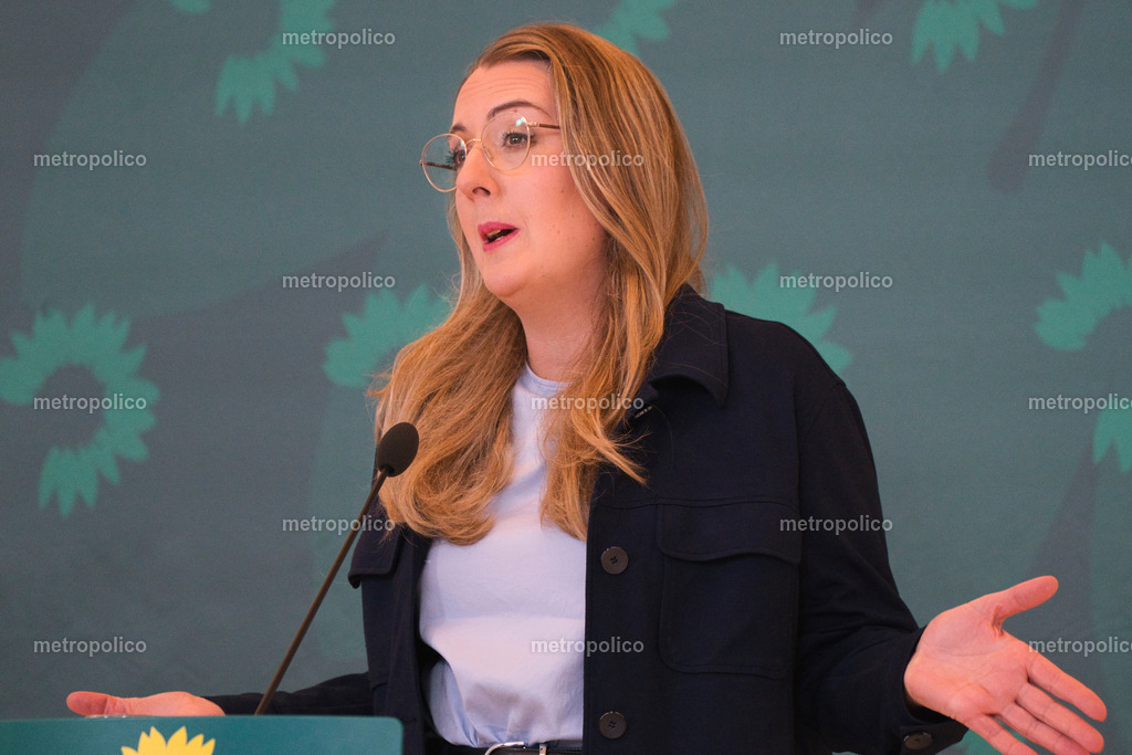 Katharina Dröge (18) | Metropolico