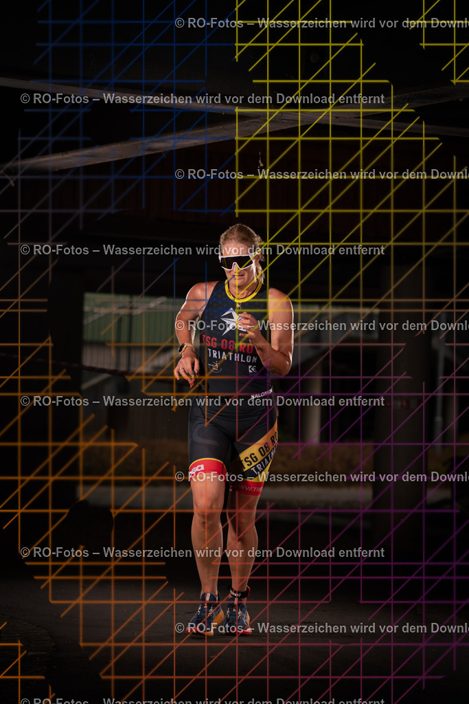 2026 Triathlon Kitzingen -70 | Sportfotografie von RO-Fotos: Motorsport, Motocross, Enduro, Laufveranstaltungen und Triathlon. Professionelle Fotos von Sportlern und Events. - Realisiert mit Pictrs.com