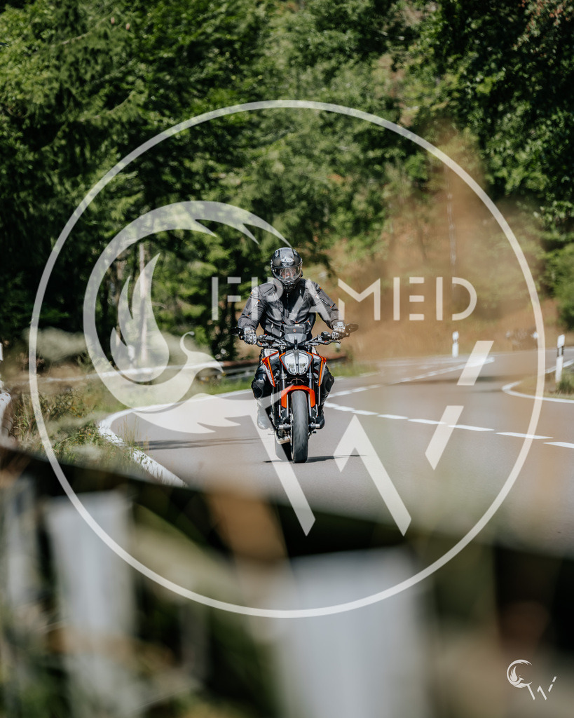 11-2 | cw-framed