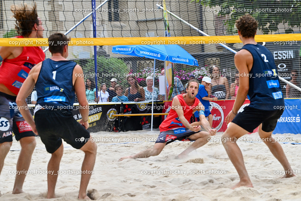 Kärntner Landesmeisterschaft Beach Volleyball | #2 HUBER Alexander Philipp, #2 SPONER Philipp, #1 FRIEDL Felix, #1 KLEMEN Michael Mario, Kärntner Landesmeisterschaft Beach Volleyball, Kärntner Landesmeisterschaft Beach Volleyball am 18.08.2024 in Villach (Rathausplatz Villach), Austria, (Photo by Bernd Stefan)