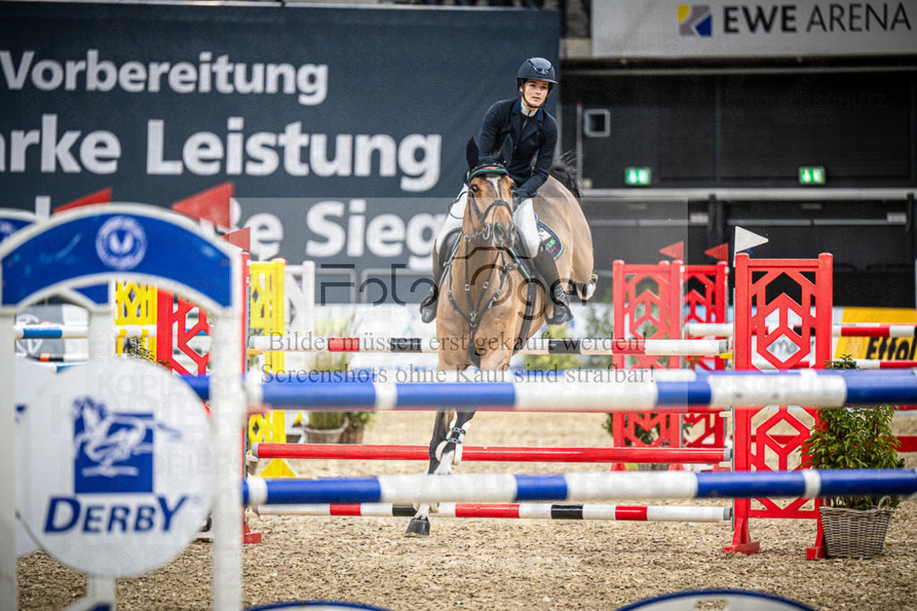 DOS_0781 | Entdecke hochwertige Reitturnierfotos von Foto Oger. Professionell, emotional und authentisch – jetzt Lieblingsmomente im Shop bestellen.Deutschlandweite Turnierfotografie. - Realisiert mit Pictrs.com