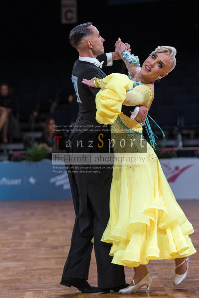 20250819_WDSF-Open-RS-Std_0300 | Tanzsportbilder, Standardtanz, Lateintanz, WDSF, DTV, LTVB, dancecomp, goc, hessen tanzt, blaues band der spree, walzer, tango, wiener walzer, slowfox, quickstepp, samba, rumba, cha-cha-cha, paso doble. jive, hd-kroft photography, turniertanzsport