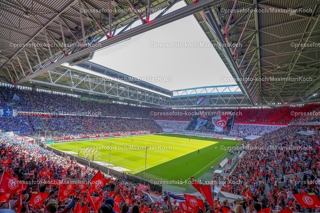 F9510052502176 | 10.05.2025, Fußball, Fortuna Düsseldorf - FC Schalke 04, 2. Fußball Bundesliga, Merkur Spiel-Arena, Saison 2024 2025: Choreografie Choreo vor dem Spiel Tribüne Fans Schon als Kind zogst du mich in deinen Bann Banner SchriftzugDFB regulations prohibit any use of photographs as image sequences and or quasi-video.