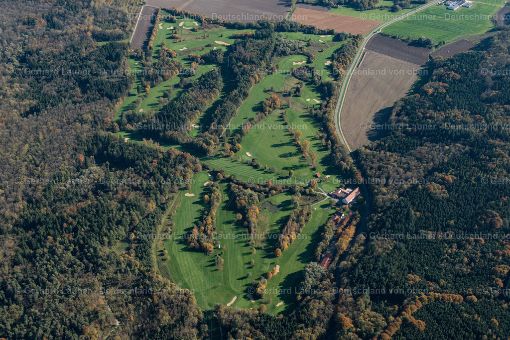 3704950 | ILLERRIEDEN 16.10.2017 Gelände des Golfplatz des Golfclub Ulm e.V. in Illerrieden im Bundesland Baden-Württemberg, Deutschland. Weiterführende Informationen bei: Golf Club Ulm e.V.. // Grounds of the Golf course at of Golfclub Ulm e.V. in Illerrieden in the state Baden-Wuerttemberg, Germany. Further information at: Golf Club Ulm e.V.. Foto: Gerhard Launer