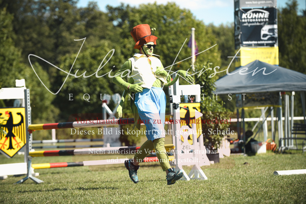 DSC_7500 | Pferde- und Turnierfotografie in Westsachsen. Pferdeportraits, Auftragszeichnungen und intuitive Kunst.