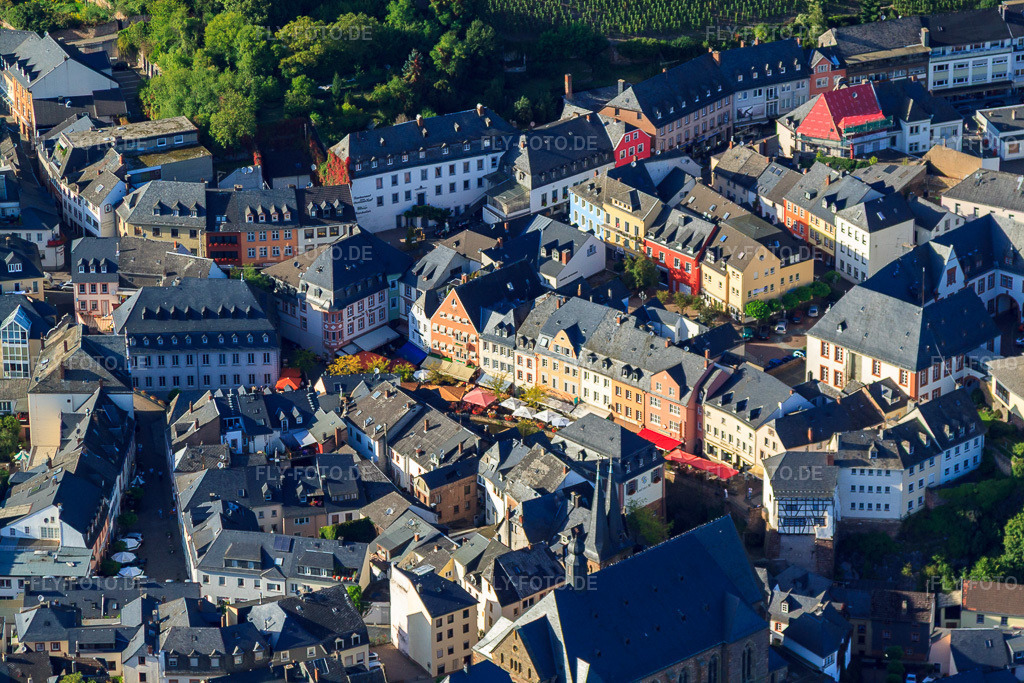 Luftbild: Am Markt im Ortsteil Beurig in Saarburg im Bundesland Rheinland-Pfalz in Deutschland. Foto: IMG_33832.jpg vom 11.09.2010 durch Werner Riehm/FLY-FOTO.de