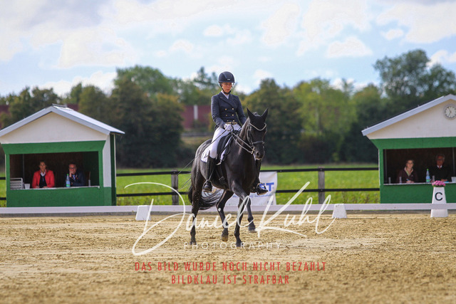 DKP44700 | Turniersportfotografie; Pferdefotografie; Dressurfotografie