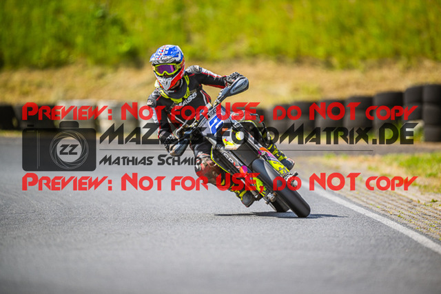 MaZZes_FotoMatrix_220529_6658 | Fotograf Mathias Schmid
Sportfotograf,
Eventfotograf,
Hochzeitsfotograf,
Portraitfotograf