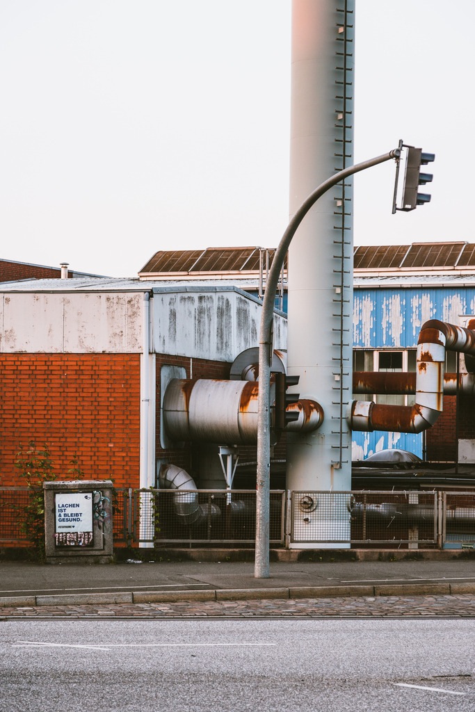 Der echte Hamburger Hafen 03 - URBANISTER | Durch die Stadt gehen, als wohnte man woanders. Fotografie, subjektiver Urbanismus und aktiver Müßiggang. - Realisiert mit Pictrs.com
