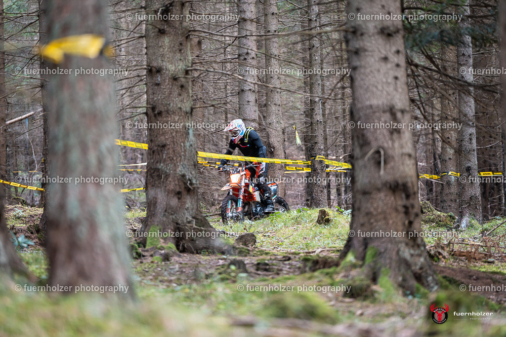 fuernholzer_251026-C2-213 | Fotografische Impressionen von der Red Stag Enduro Extreme by fuernholzer-photography.com. Endurosport in Österreich fotografisch festgehalten von fuernholzer. Auftragsfotografie für Private, Gewerbefotos und Industriefotografie. Eventfotografie, Sportfotografie und Motorsportfotografie. Anbieter von Fotoworkshops, Fototraining, fotografischen Vorträgen und Fotoseminaren.