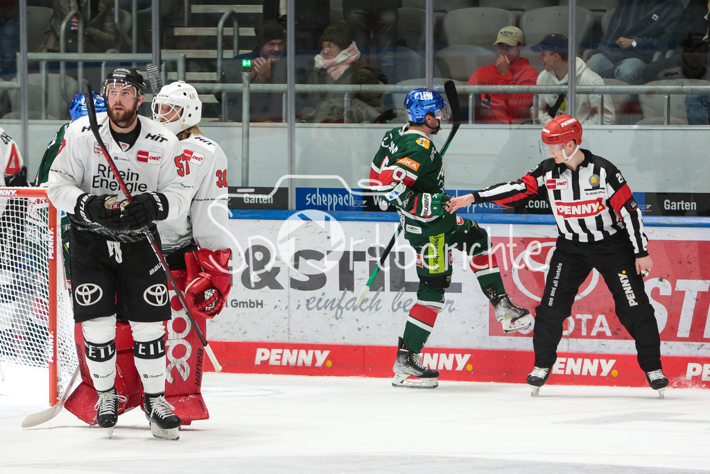 Augsburger Panther - Koelner Haie | Justin VOLEK (AEV #9) trifft zum 2-0 fuer die Panther