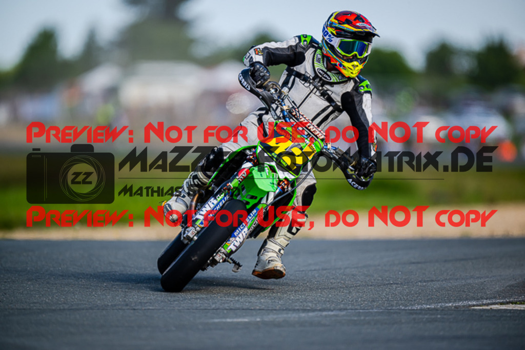 MaZZes_FotoMatrix_220903_4287 | S2