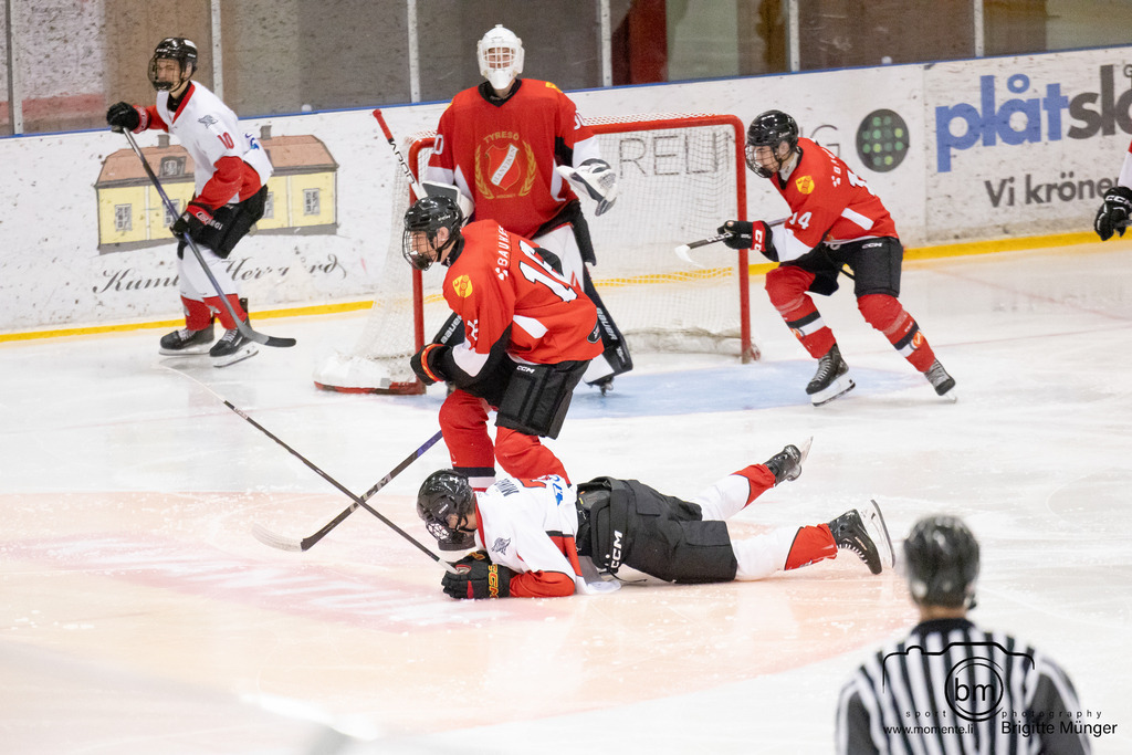 Tyresö Hanviken Hockey vs IFK Täby HC_570A0494 | Preseason U18 Regional Herr Östra - Realisiert mit Pictrs.com