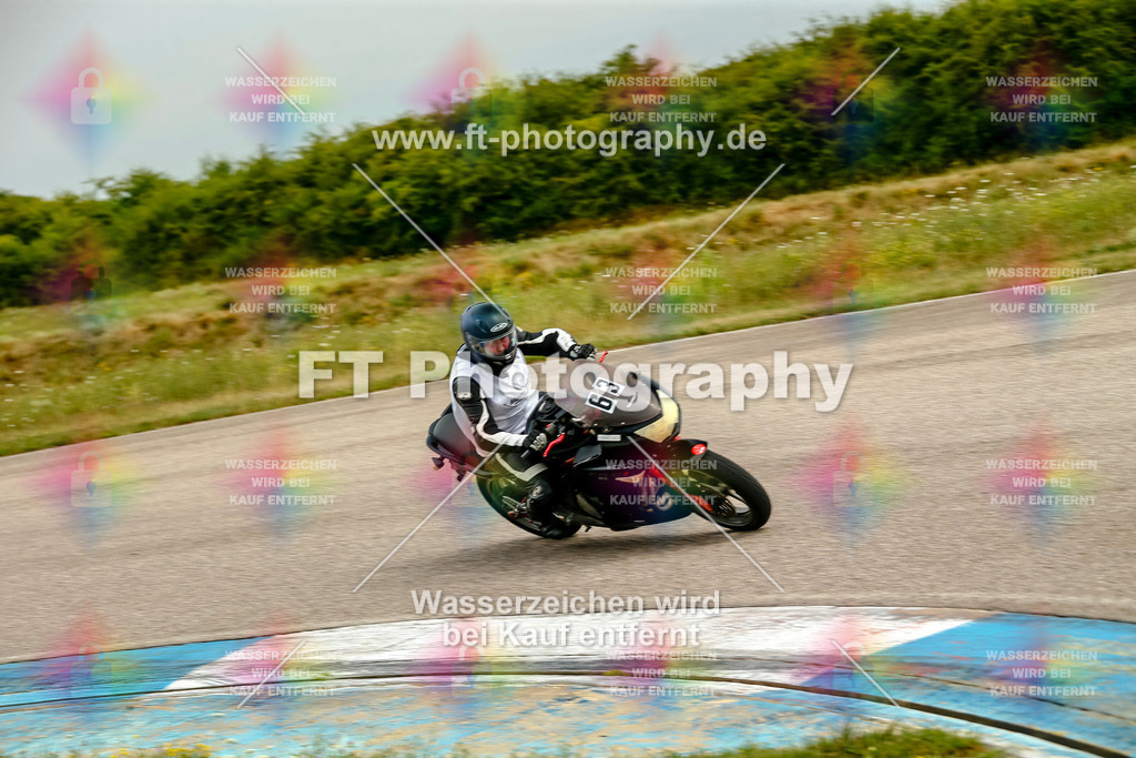 Chambley Juli-1431 | Hier findet Ihr Bilder von Touristenfahrten auf der Nürburgring Nordschleife oder von anderen Veranstaltungen die ich besucht habe. Viel Spass beim Durch Schauen 