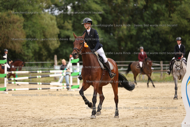 HG9A0647 | laurarinckfotografie - Realisiert mit Pictrs.com