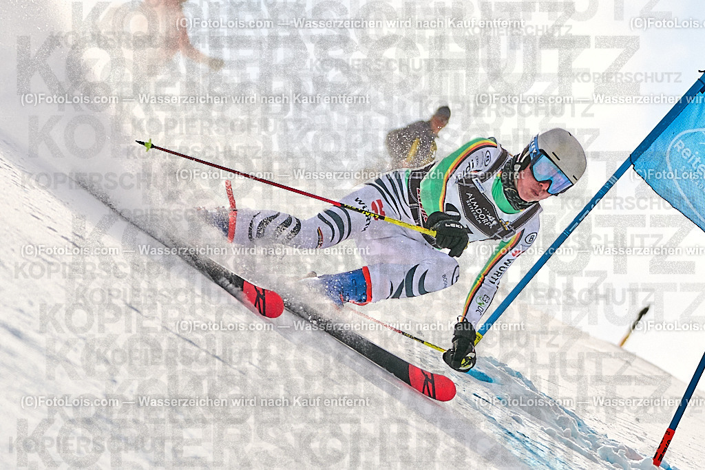 _ALP1900_MASTERS-WM_Reiteralm_A-GS_Sommer Alexander | FISWORLD CHAMPIONSHIPSMASTERS ALPINE SKIING, 23. – 28. MÄRZ 2026 - REITERALM | STMK | AUT.   Veranstaltet vom Masters-Referat des Deutschen Skiverbandes (DSV). Durchführende Organisation: WSV Pichl-Reiteralm, unterstütutzt von den Bergbahnen REITERALM bei Schladming und SKI AUSTRIA.                            Disziplinen:  Super-G, GiantSlalom, Slalom.                                                 Kategorien:  A (Herrn 30-59 Jahre), B (Herrn ab 60 Jahre), C (Damen 30-59 Jahre), D (Damen ab 60 Jahre).                Rennstrecken:   Gasselhöhe und Muldenliftpiste auf der Reiteralm.