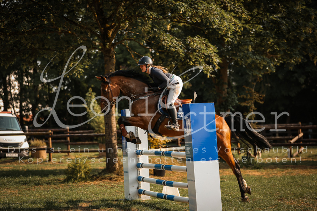 18.FrSpA00019 | Leoni Ertmer Photography - Realisiert mit Pictrs.com