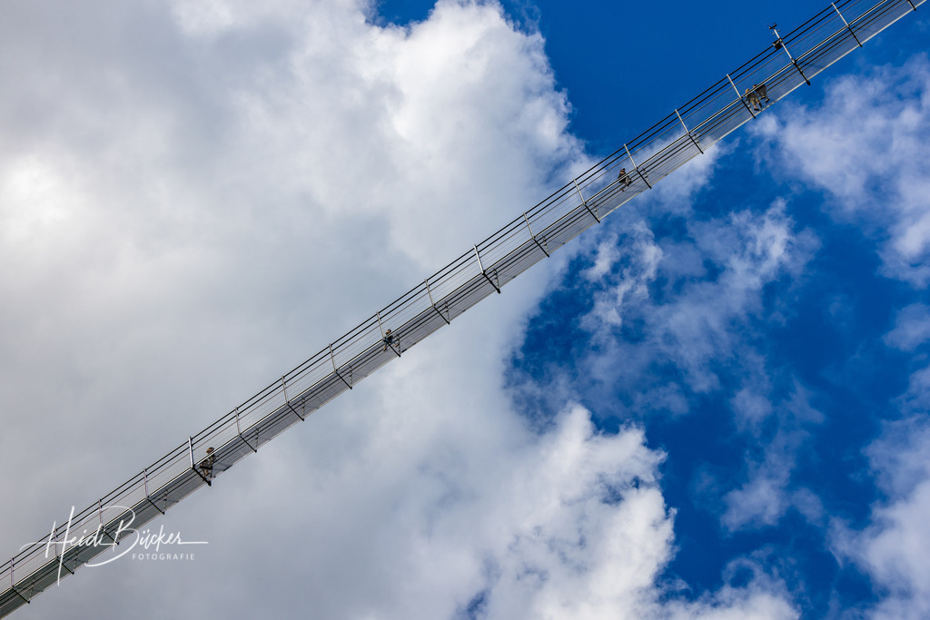 Skywalk Willingen | Der Skywalk Willingen ist die längste Hängebrücke Deutschlands und die zweitlängste der Welt. - Realisiert mit Pictrs.com