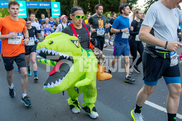 20250427-NSZ_2152 | DEU, Düsseldorf, 27.04.2025 Uniper Düsseldorf Marathon 2025 - Realisiert mit Pictrs.com
