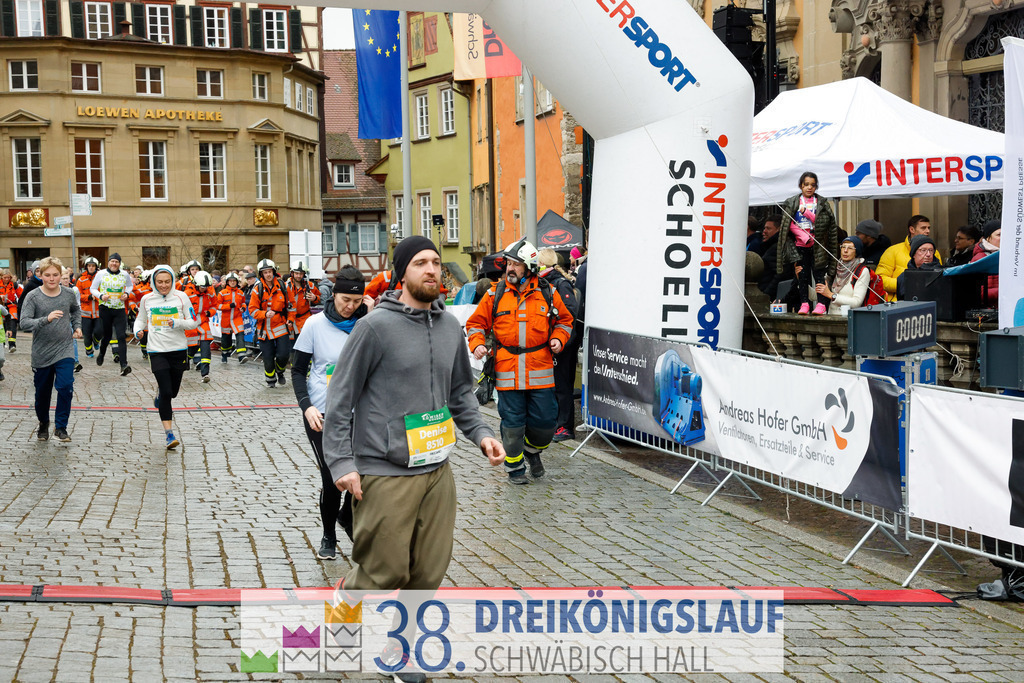 5km Roewisch Wohnbau Cup | 3 Koenigslauf 2024 5km Roewisch Wohnbau Cup - Realisiert mit Pictrs.com