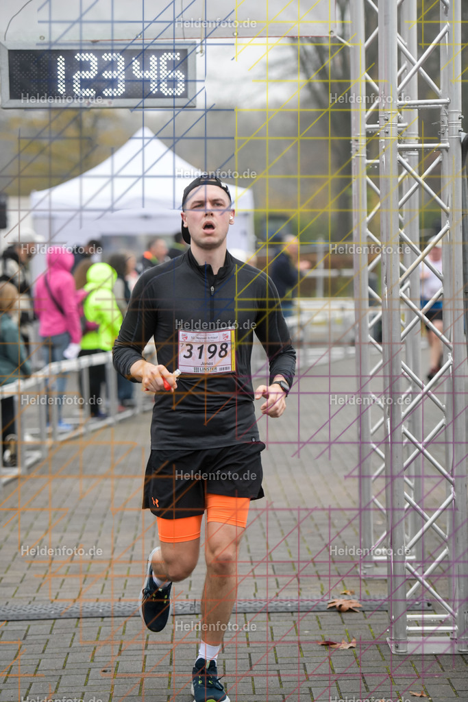 Neusser Erftlauf 2025  | 15km Neusser Erftlauf 2025 Foto: Heldenfoto.de