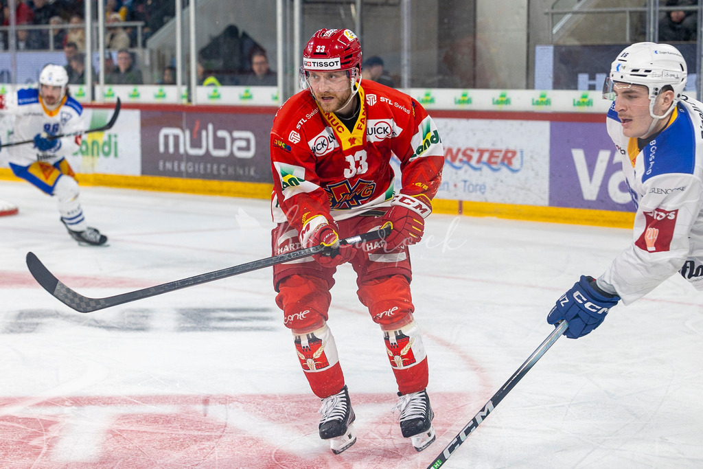 EHCB vs EVZ 20260227_WB-7488 | Sportbilder, Sportfotograf, Hochzeits- und Eventfotografin, Flugshows, Portraits und Tiershooting, Aviation, Downhill, Nationalleague, Swissleague, International