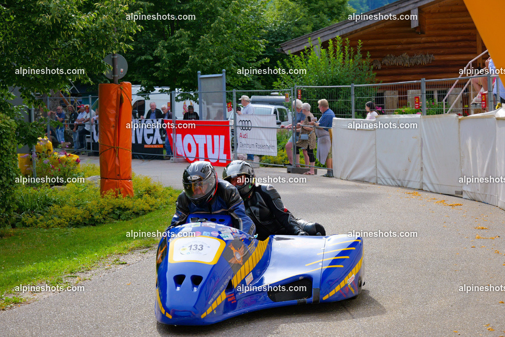 P1025682 | Erleben Sie atemberaubende, hochqualitative Fotos Ihrer Fahrt entlang der malerischen Alpenstraßen. Besuchen Sie alpineshots.com, um professionelle Aufnahmen Ihrer unvergesslichen Reise zu finden und zu kaufen - Realisiert mit Pictrs.com