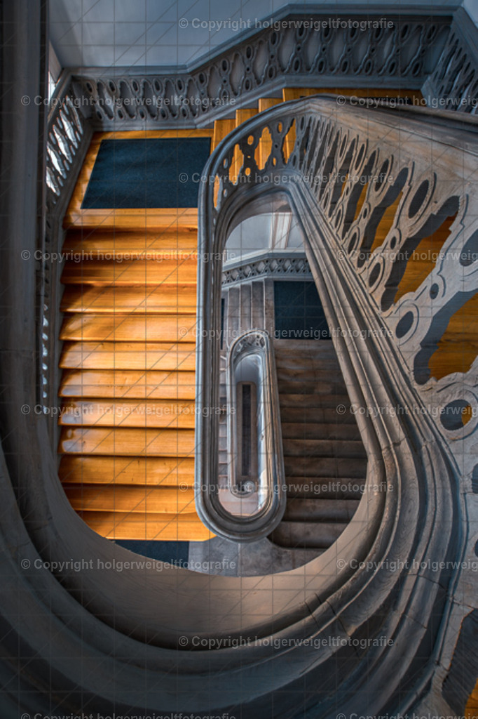 Treppenhaus | Mainzer Schloss - Realisiert mit Pictrs.com