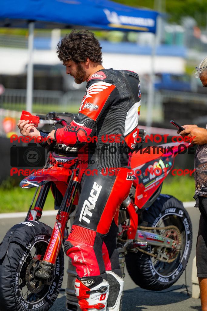 MaZZes_FotoMatrix_240623_6021986_7339 | S1