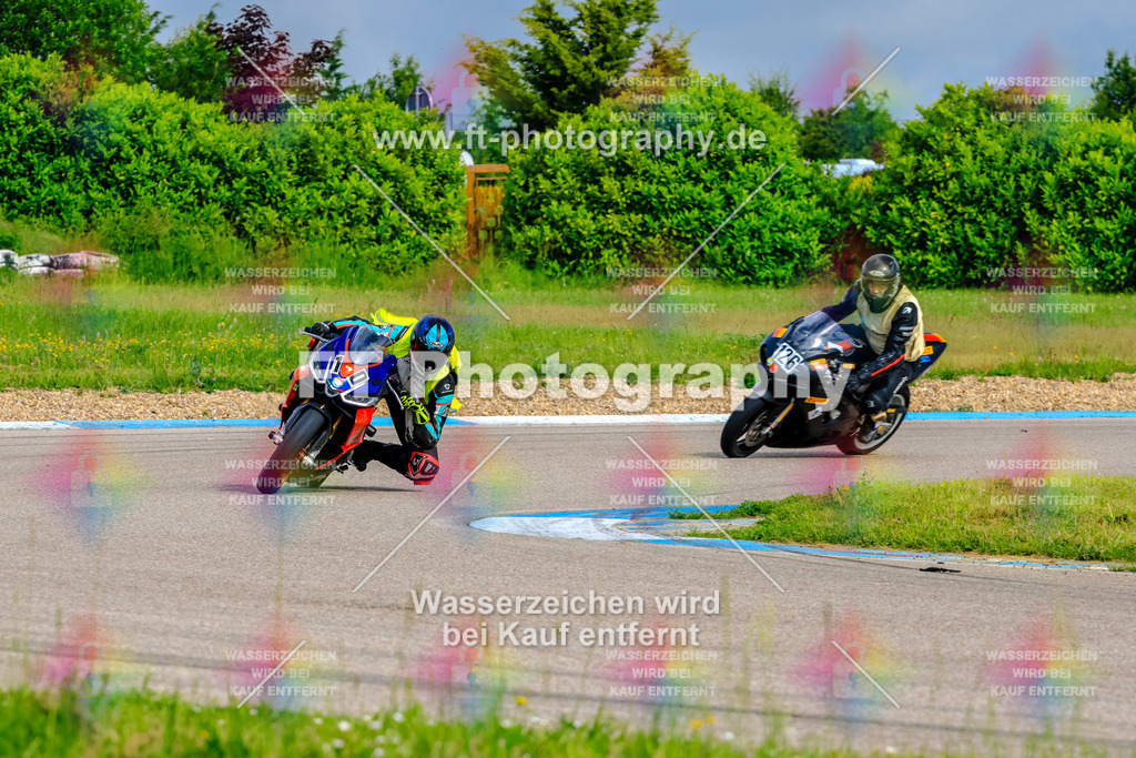 MotoTeam-8648 | Hier findet Ihr Bilder von Touristenfahrten auf der Nürburgring Nordschleife oder von anderen Veranstaltungen die ich besucht habe. Viel Spass beim Durch Schauen 