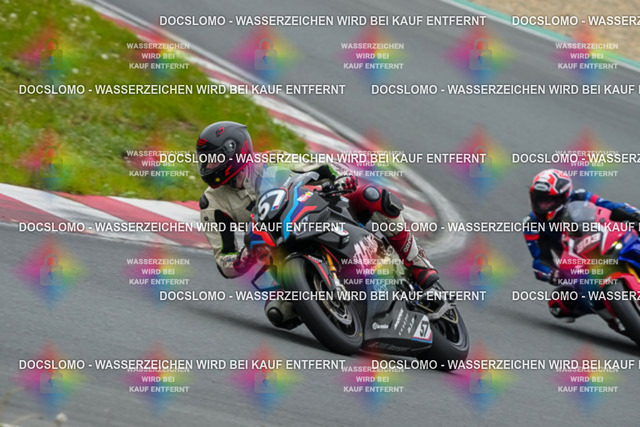 2026_05_08_PBK_24776_LRX | Sportfotografie; SlowMotion; Video; Rennstrecke; Hafeneger; Speer; Racing; RSE; BMW; CBO; Trackday; Motorsportarena; Hockenheimring; Brno; Most; Barcelona; Valencia