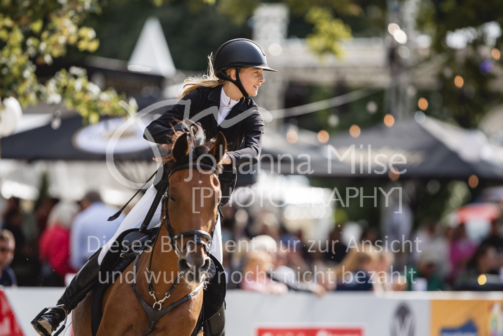 230827_Delbrueck_A-Spr2-835 | Deine schönsten Turniermomente als professionelle Fotos! Entdecke hochwertige Pferdesport-Fotografie im Online-Shop. Jetzt Fotos finden & bestellen!