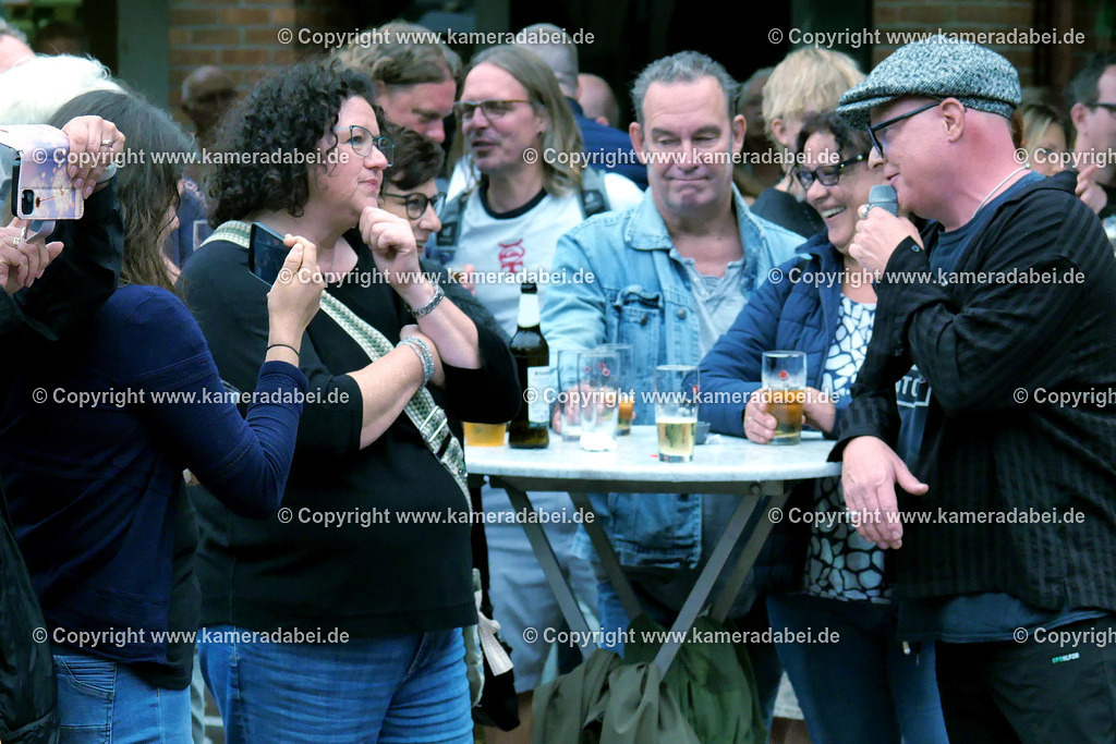 29.08.2025 Johnnys Leidenschaft bei den DIN Tagen 2025 | 29.08.2025 Johnnys Leidenschaft gibt auf der Altmarktbühne in Dinslaken bei den DIN Tagen 2025 ein Konzert. - Realisiert mit Pictrs.com