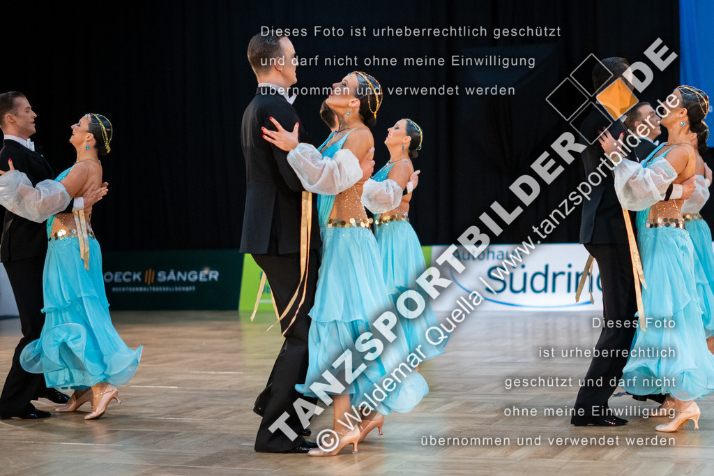 20250118-11291 | Hier finden Sie Tanz Bilder vom Latein und Standard Formationen tanzen. Sportbilder vom Tanzsport. Schöne Fotos und von Weltmeisterschaft, Europameisterschaft, Bundesliga, Regionalliga, Oberliga und Landesliga sowie von GOC Stuttgart, DanceComp, WM Bremen