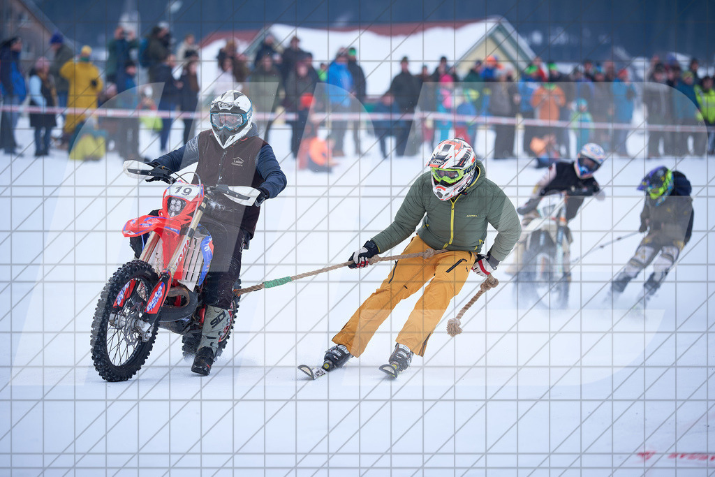 11. Holzknecht Skijöring | Skijöring am 24.01.2026: 11. Holzknecht Skijöring in Gosau am Dachstein, Oberösterreich, ÖsterreichFoto: © 2026 Martin Bihounek | mb-creative.eu