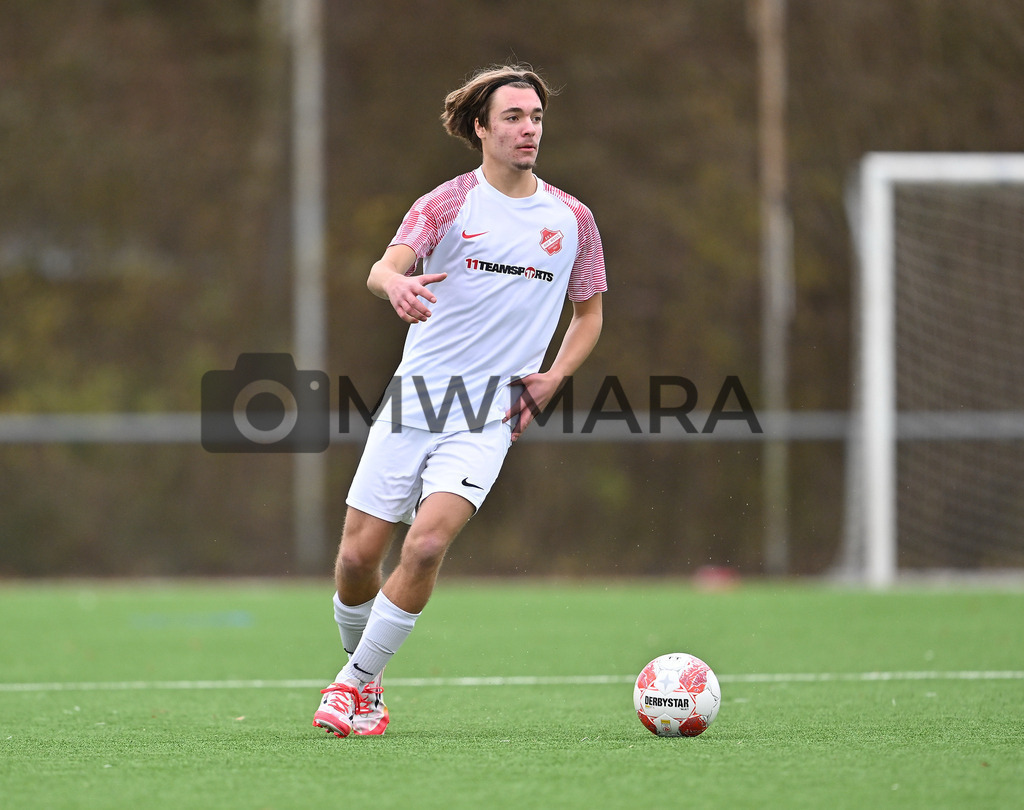 Fussball I Herren I Saison 2025-2026 I Bundesliga I 6. Spieltag I Eintracht Frankfurt - FC Bayern München  | MWMARA - Realisiert mit Pictrs.com