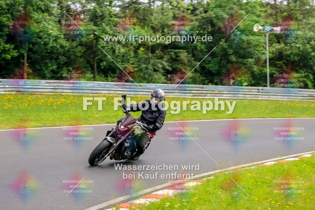 VBK-7313 | Hier findet Ihr Bilder von Touristenfahrten auf der Nürburgring Nordschleife oder von anderen Veranstaltungen die ich besucht habe. Viel Spass beim Durch Schauen 
